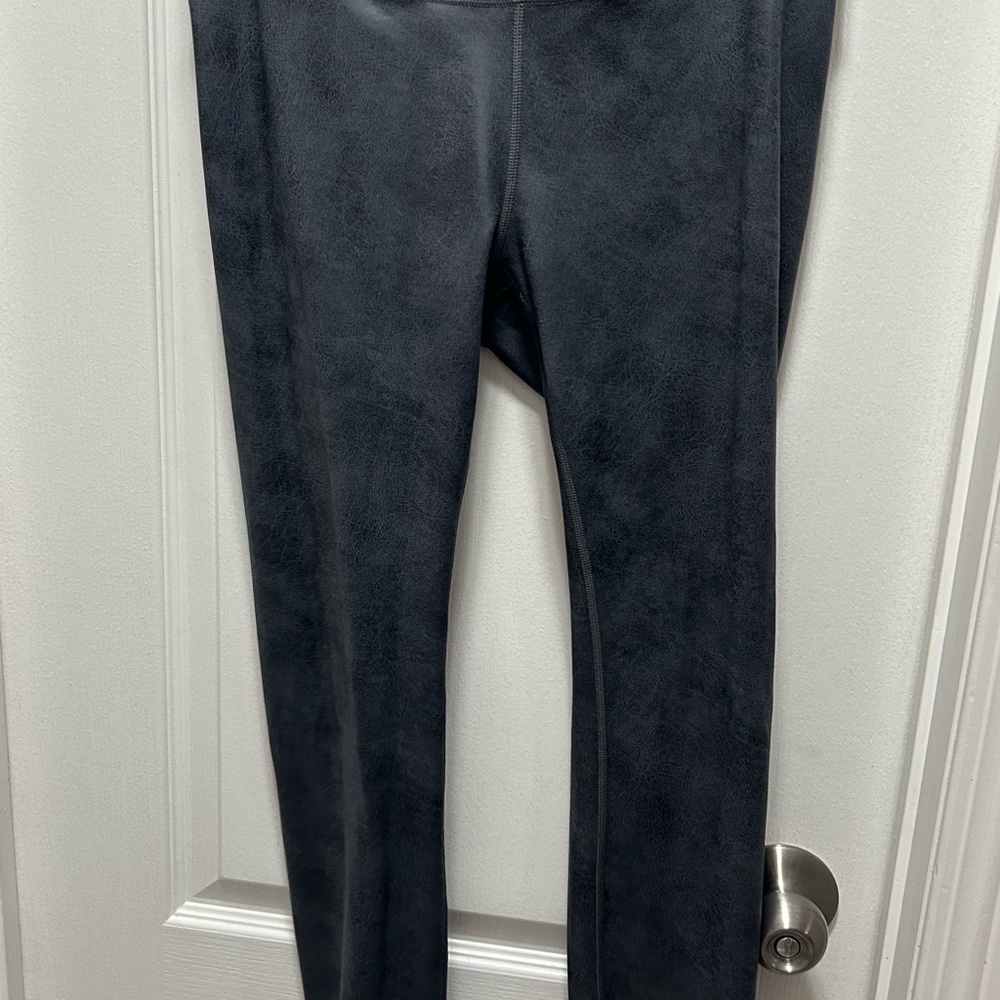 CRZ YOGA Charcoal Gray Leggings